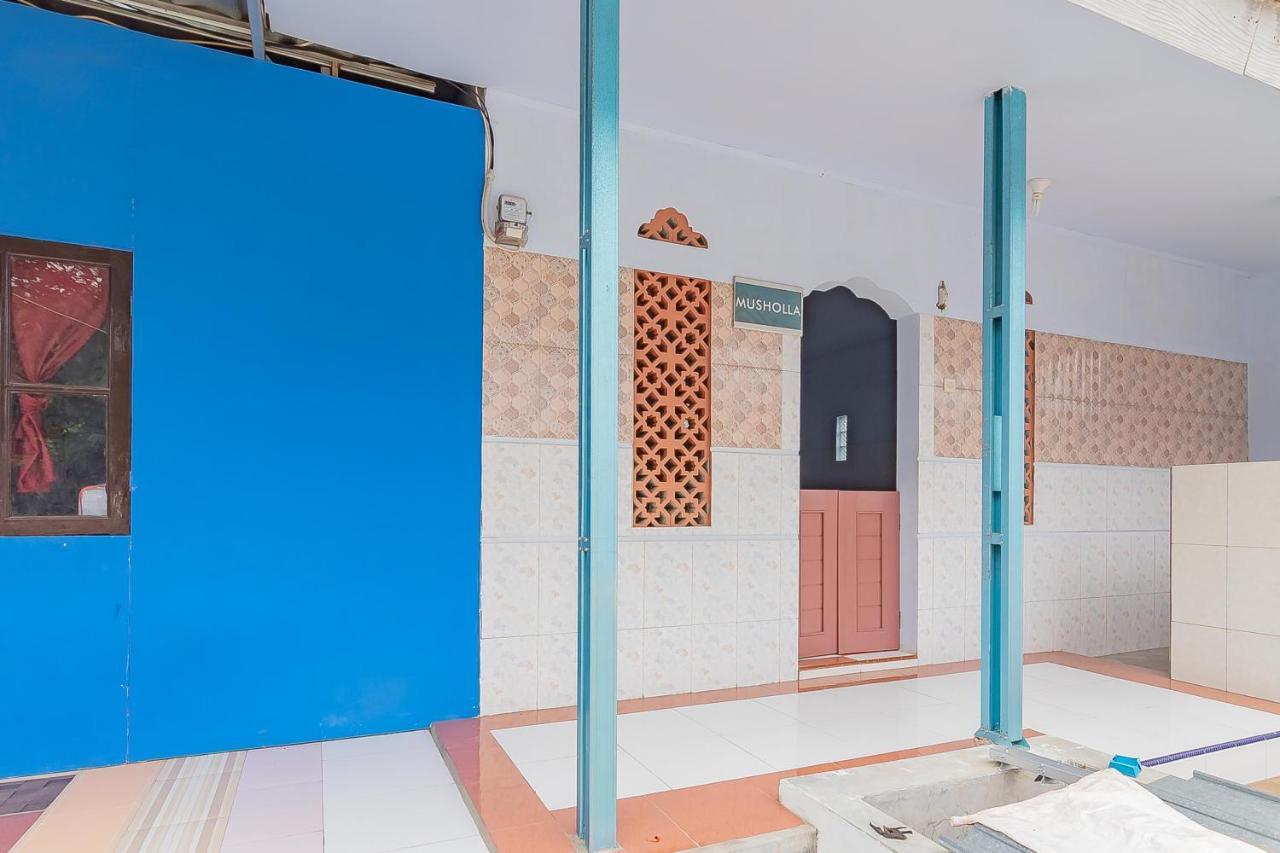 מלון Djalantjagak Reddoorz Syariah @ Tambak Mekar Street Subang מראה חיצוני תמונה